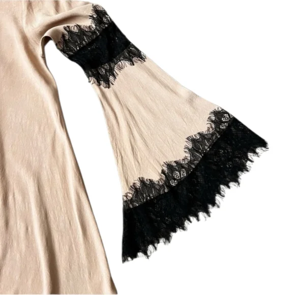 😁For Love & Lemons Festival Lace Bell Sleeve Dress - Tan - Size XS - Picture 6 of 11